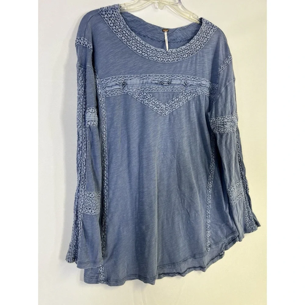 Women FREE PEOPLE Crochet Long Sleeve Top In Pacific Coast Small Blue